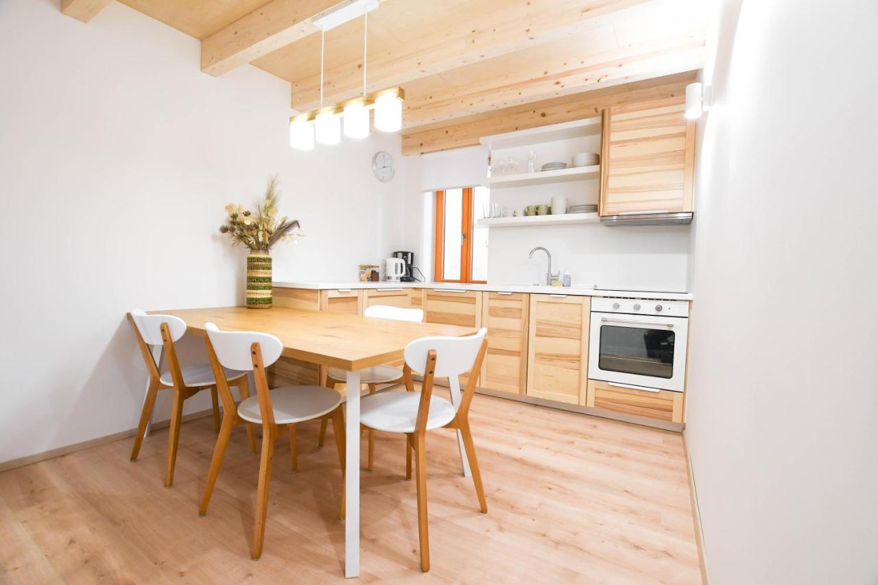Bay Breeze Holiday House In Piran Extérieur photo